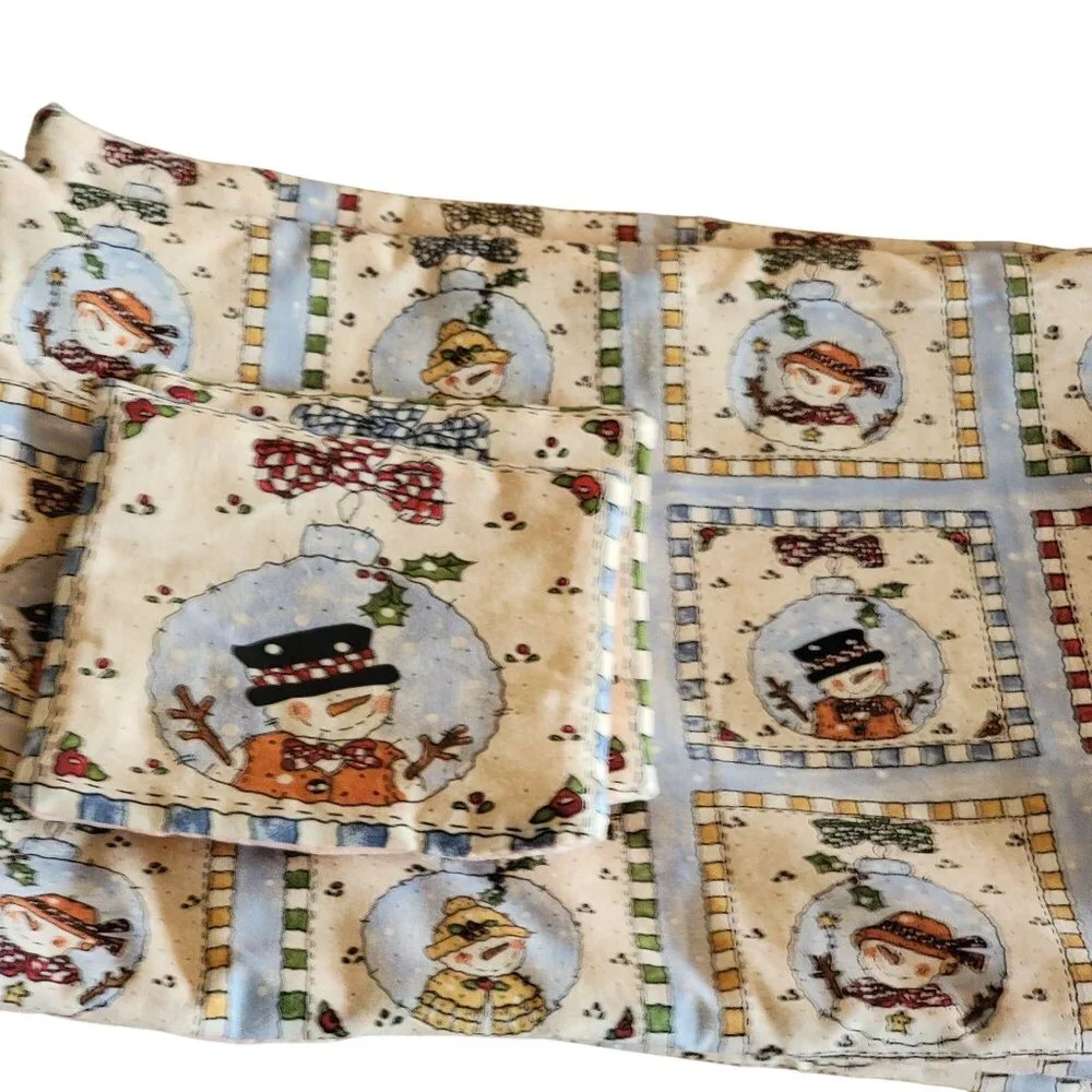 VTG 80s 90s Y2k Cottage core Snowman-Themed Quilted Placemats